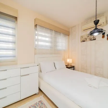 Apartment Flat With Balcony 3 Min To Konyaalti